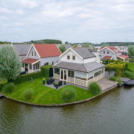 Holiday Home On The Water With Veranda Simonshaven Exterior photo